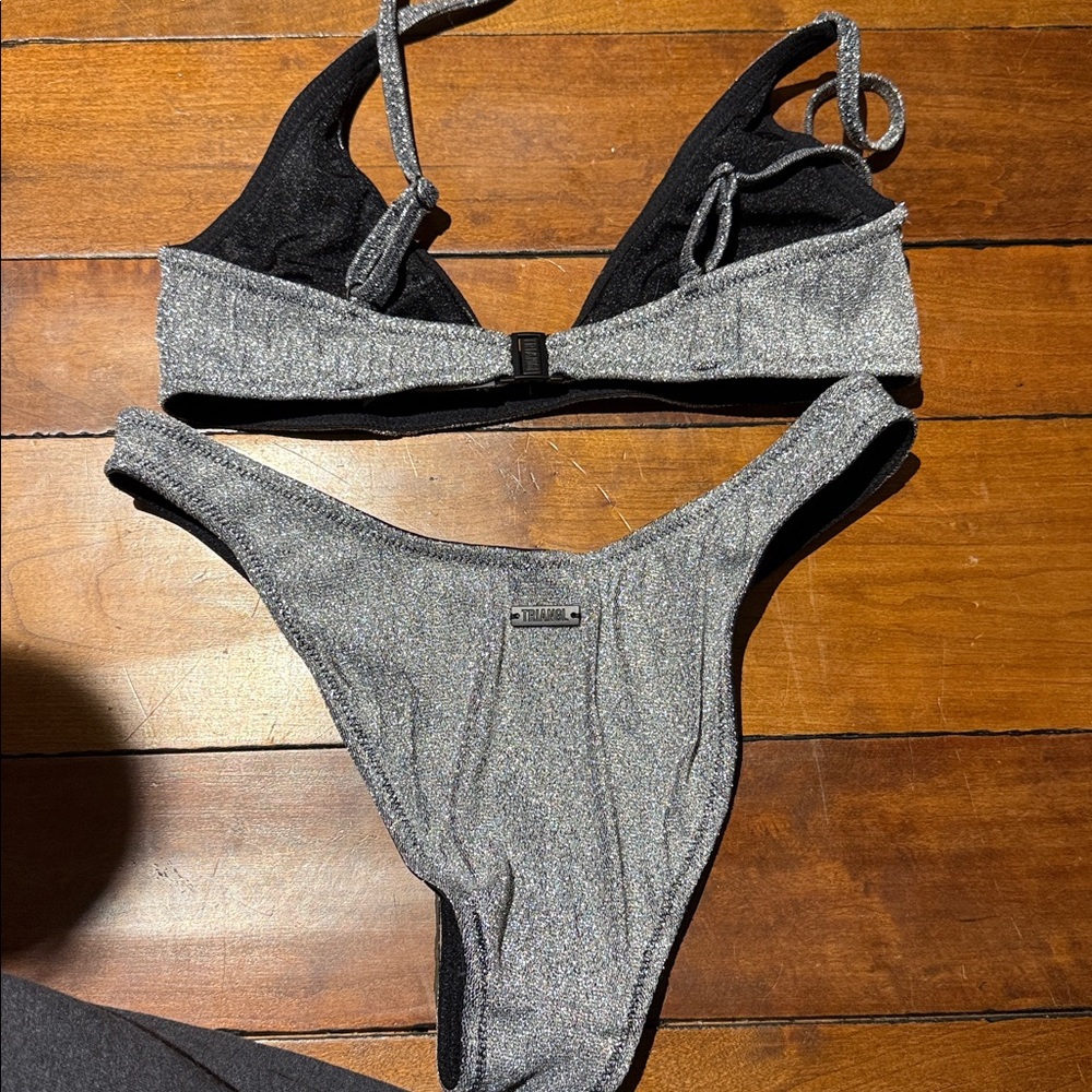 Triangl Sparkly Silver Bikini Set Medium Top & Bottom - Picture 6 of 6